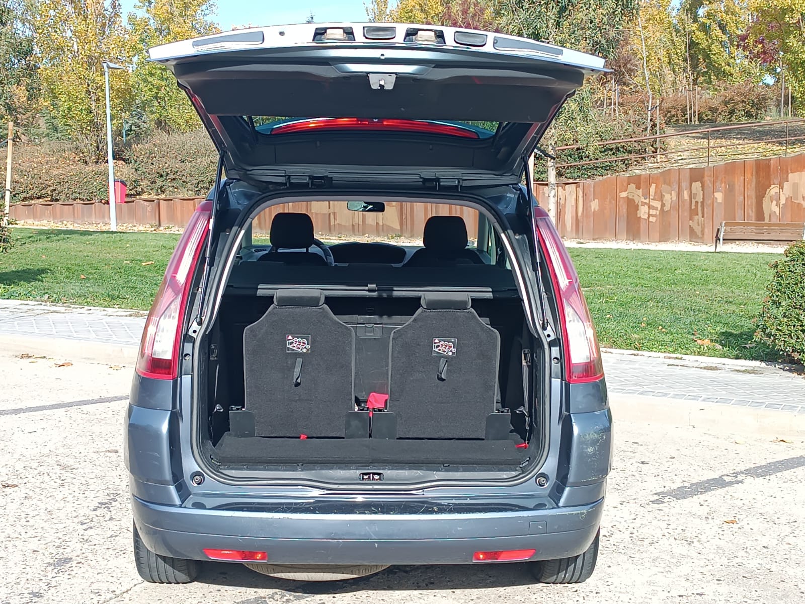 WhatsApp Image 2025-11-22 at 14.51.49 (1)